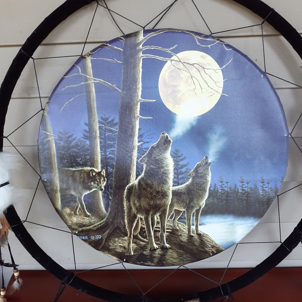 Dream Catcher Wolves